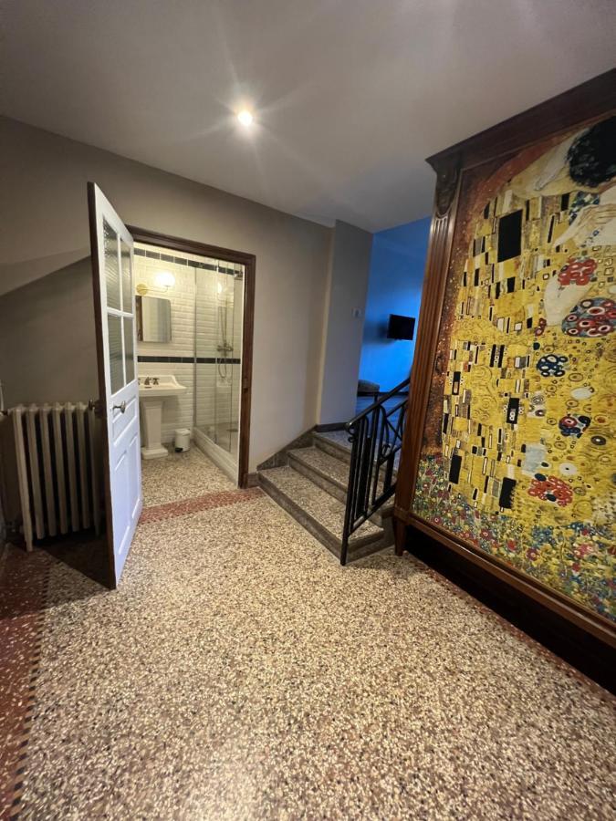Maison D'Hotes De La Prison En Toutes Libertes Espalion Bagian luar foto